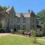 Chateau De Hotel Bernesq