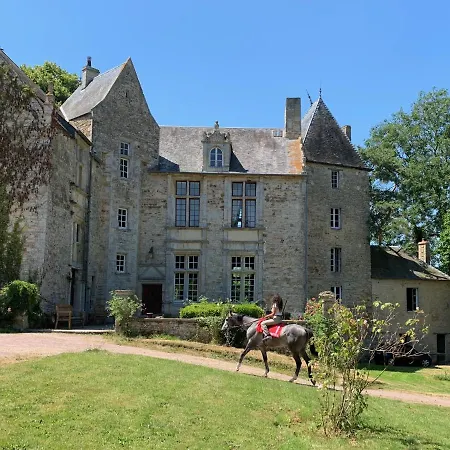 Chateau De Hotel Bernesq