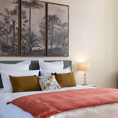 Chateau De 4* Bernesq