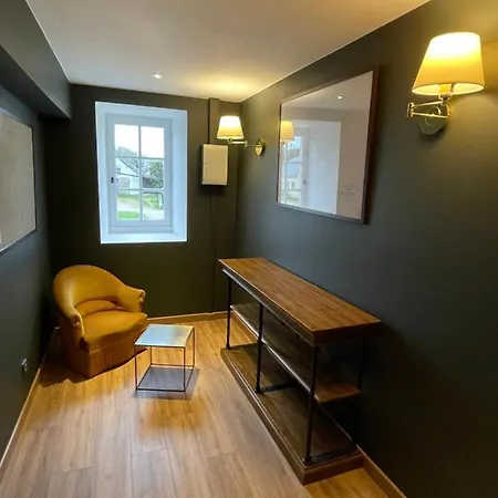 Chateau De 4* Bernesq