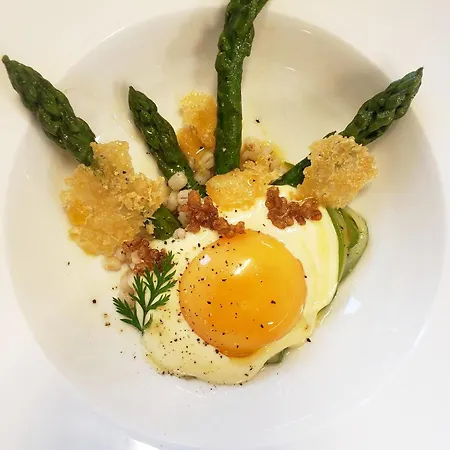 Chateau De 4* Bernesq