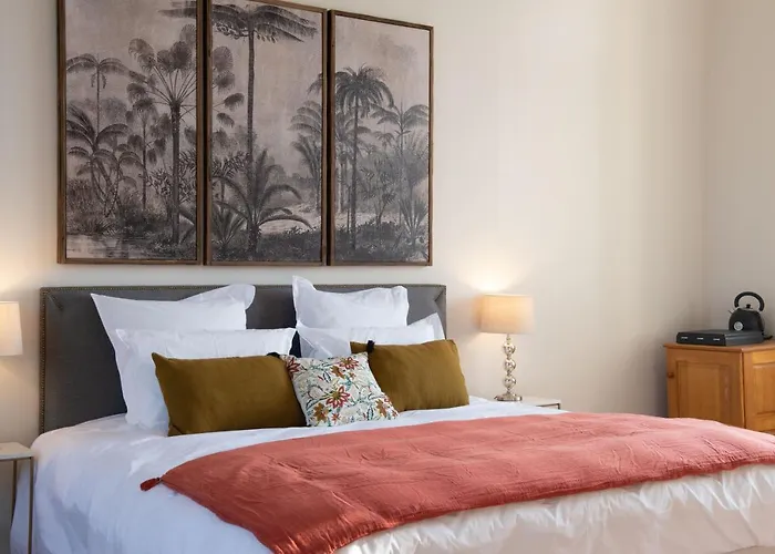 Chateau De 4* Bernesq